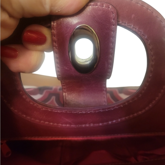 Vintage Isabella Fiore Y2K Floral Hand Beaded Satchel - Picture 5 of 14